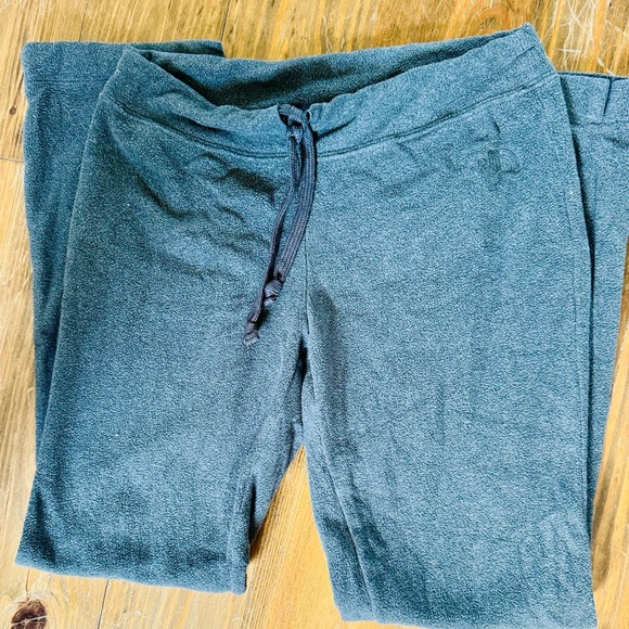 North face women’s fleece grey pants - Picture 3 of 6